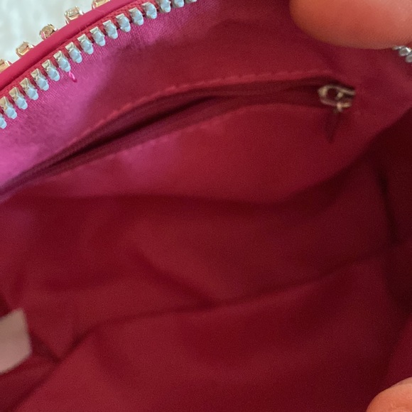 NWOT Adorably Chic Hot Pink Faux Croco Leather with dangling Rhinestones Bag - Picture 7 of 16